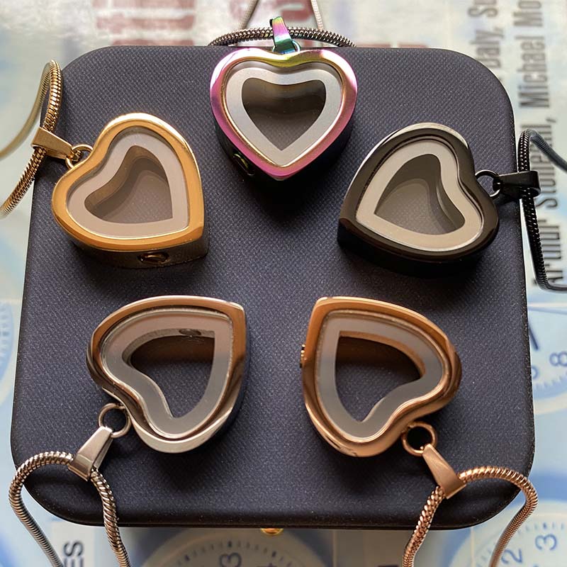 Eternal Heart Pendant — Keep Their Memory Close, Always