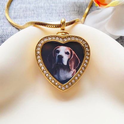 Eternal Embrace Pendant - A Heart That Holds What Matters Most